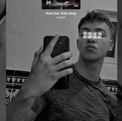 x4z3r's profile picture. الحمد لله