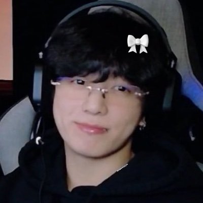 sweetpjjm's profile picture. ⠀⠀⠀⠀⠀⠀ᨳ  ࣪ .  𝟭𝟵𝟵𝟱  &  𝟭𝟵𝟵𝟳⠀ ── fan acc ˚✧