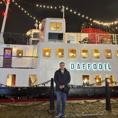 calvinliu96's profile picture. I'm from Merseyside with my family & also I've listen to the radio stations Wirral, Merseyside I love support @LFC & @Everton and Buses Trains and Ferry