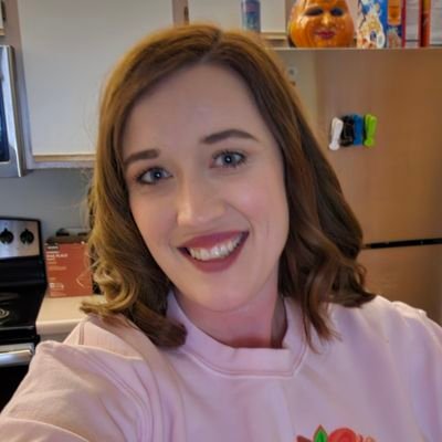 GleekAmber's profile picture. Amber 🌟 35 🌟 Taken 🌟 Bisexual gamer who 💗 pastels, ACNH, SDV, DDLV 🌟 Taylor, Gaga, Megan, Beyonce, Miley & Britney 🌟 #PeoplesParty 🌟 420 🌟 She/her