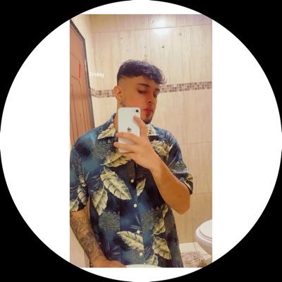 realmadrid_7777's profile picture. YAHUAH is King 👑 Coach ⚽️|| Called to do his Will. @RealMadrid 🤍|| @OpTicTexas 💚.Servant of YAH || 🇹🇹x🇻🇪x🇵🇹