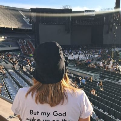 lagingerbaker's profile picture. But my God woke up on the wrong side of his bed and it just don't matter now...