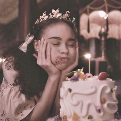 myswtpianoo's profile picture. — uh oh, they speakin french .. they gon fight now .ᐟ.ᐟ