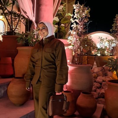 Fatimafalali's profile picture. ☤