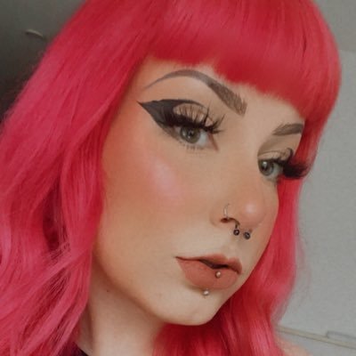 quadiaaa's profile picture. ♡variety horror streamer♡ | she/her | disabled bean | ❤️ | @Twitch Women's & Pride Guild | @Dixper & @FlyingPhoenixPC Partner | 📧: thequadztwitch@gmail.com