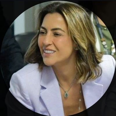 charmsosi's profile picture. uma romântica incurável