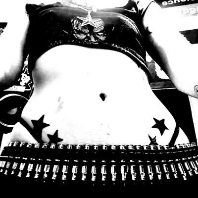 BunnyBallistick's profile picture. crusty punky | @punkprncesss