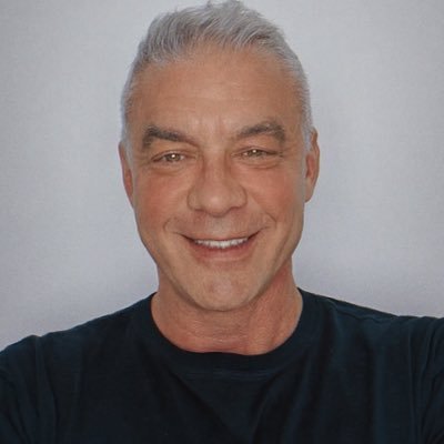 Martinsjeo511's profile picture. President of the Union of Engineers of São Paulo - Greater ABC Region  Experience in beauty projects | Contact my New Account.🇺🇸🇺🇸🇺🇸Let’s follow each othe