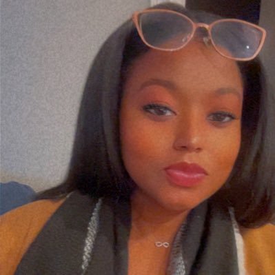 ThePreferredOne's profile picture. Maxy’s mom. Nurse scientist. “…and she ‘bout her commas.” -🐬