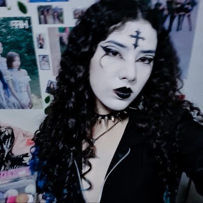 rushwlua's profile picture. ✰ Maior Jihyo e Jiung utted existente ٭˙