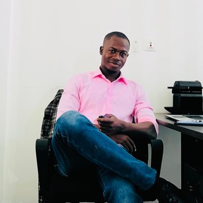 SACKOJF24's profile picture. 𝐇𝐨𝐦𝐦𝐞 𝐝𝐞𝐬 𝐦𝐞́𝐝𝐢𝐚𝐬, 𝐚𝐮𝐭𝐞𝐮𝐫 𝐝𝐞́𝐛𝐮𝐭𝐚𝐧𝐭, 𝐑𝐞́𝐝𝐚𝐜𝐭𝐞𝐮𝐫 𝐖𝐞𝐛, 𝐚𝐦𝐨𝐮𝐫𝐞𝐮𝐱 𝐝𝐞 𝐥𝐚 𝐥𝐞𝐜𝐭𝐮𝐫𝐞. #𝐁𝐚𝐫𝐜𝐞𝐥𝐨𝐧𝐚⚽🏆❤