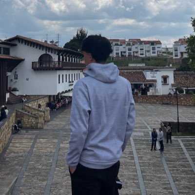 eljosh__'s profile picture. Tranquilo, tampoco entiendo nada...