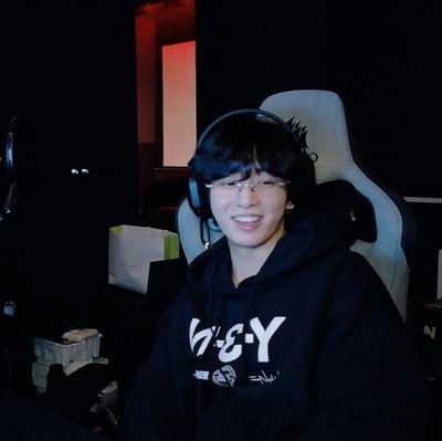 __aurianne_'s profile picture. 