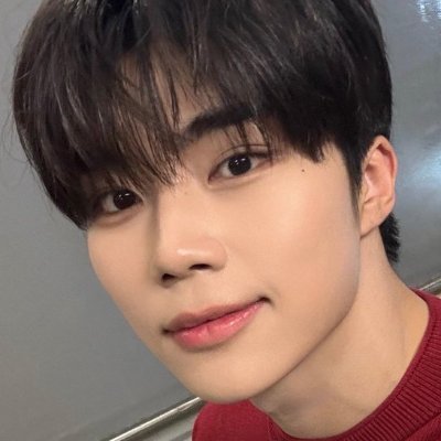 queentaerae's profile picture. zerobaseone shit for life