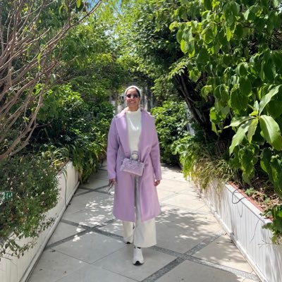 sh_mh23's profile picture. بين اليأَس والَابَأس | مُهتمة بالتطوع 👩🏻‍💻 @KAU_FT✈️مُقدمة #بودكاست_عُمق🎙احيانًا أقرا📚كاتبة محتوى✏️متجري⬇️