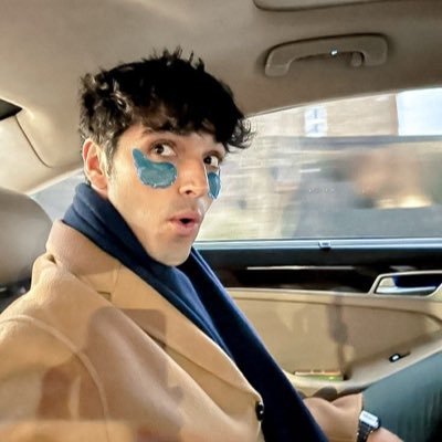 foxtjsm's profile picture. stupif dumb dog boytoy who is obsessed with media woof woof gimme a bone #ilovehenryfox