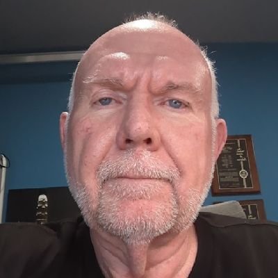 bigboobie729's profile picture. just a bored 🥱 lonely man 

looking to have fun 😊