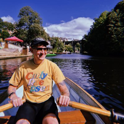 hxrrywxlsh's profile picture. bikini girl and MENSA member. he/him