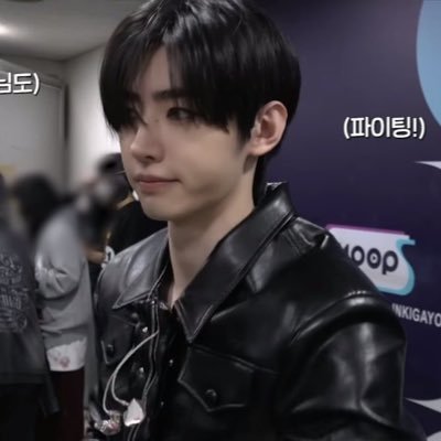 amourmura's profile picture. 