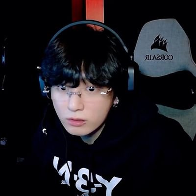 snzmyg's profile picture. 