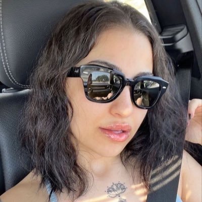 mismatisse9271's profile picture. Love is not something you look for; it's something you build.