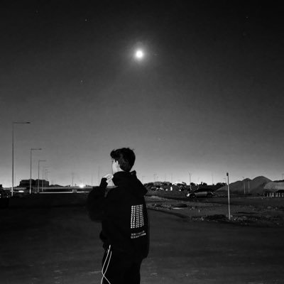 iilku_'s profile picture. 