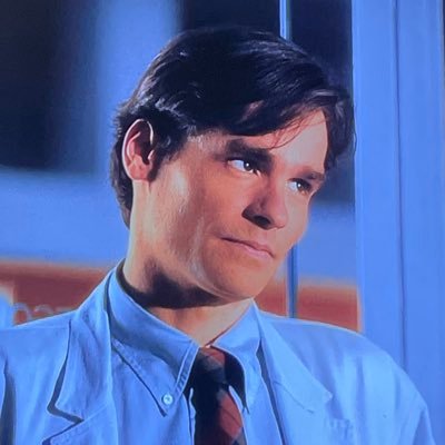 PlanetCalla's profile picture. 19 | Hi I’m Calla! I’m really into a lot of different things right now but mainly cm, house, and dps!!