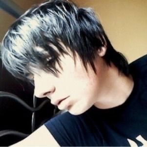 pawinof's profile picture. keep me in ur mirror