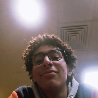 MalB3nder's profile picture. مسلم أحب الله و رسوله صلى الله عليه وسلم
سهران الفجر علشان أجيب دخل