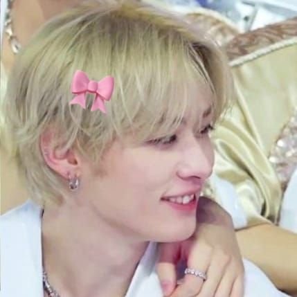 vvjfhwuqo's profile picture. 