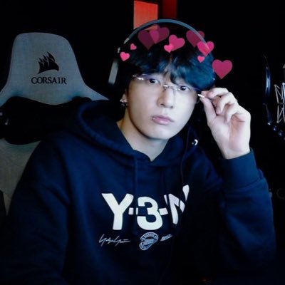 babybigbunnyjjk's profile picture. - 𝗔𝗥𝗠𝗬💜 - ꜰᴏʀᴇᴠᴇʀ ᴍʏ ꜱᴇᴠᴇɴ 🫶🏻 • 𝐉𝐊’𝐬 𝐆𝐢𝐫𝐥🐰• แฮดัลลล~ 🐥🐇💕 | หม่ามี๊น้องจีม&น้องแท🐻 🐤💕| เหนือเมนคือป๋านัม🫶🏻 | พี่ชายสุดที่รักจินโฮปก้า💕