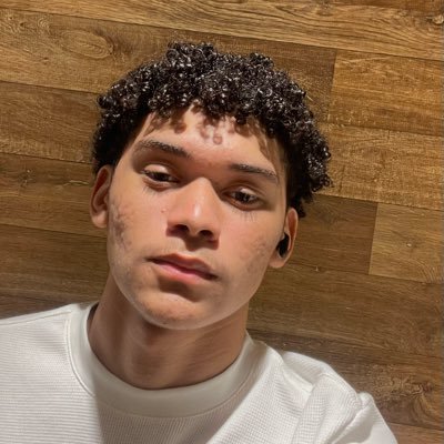 lucasfreiit4s_'s profile picture. sofrendo pelo @Bucks e @sportrecife