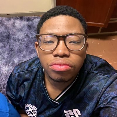 reginaldriet's profile picture. 💵💴 "💡"