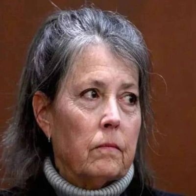 chrisidemb79372's profile picture. If you're truly fan of my brother please just send me a friend request immediately okay ❤️❤️