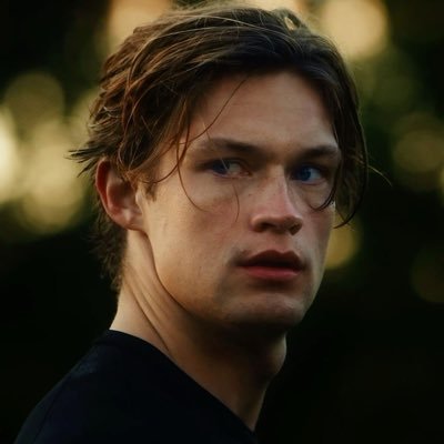 dakwinchstwi's profile picture. maxton hall• rbd• twilight• spn• fshades• outlander• svu• novelas mexicanas• j2m• kristen stewart• dakota johnson• sam heughan• cait balfe | fan account