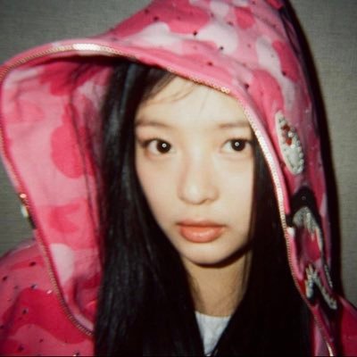 pIushdoll's profile picture. im full of chalant actually