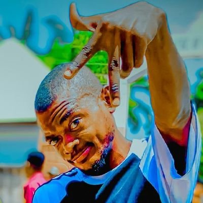 Helena2967's profile picture. hello everyone good morning good afternoon good evening good night and sweet loving you guys!!! 🤙