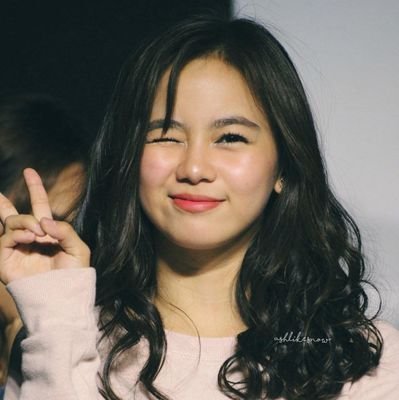 akosimhikz's profile picture. Stop settling for always being someone’s second choice.