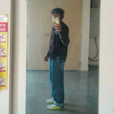 beingamanFF's profile picture. upcoming ds @Hilabs_Inc | final @iitroorkee | member @vlgiitr & @acmiitr , aka heWhoCooks