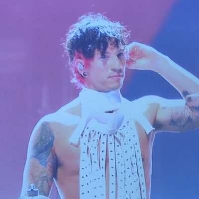 gooddaydxma's profile picture. stay alive |-/