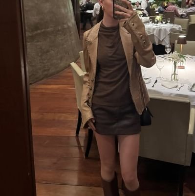 anaclartrindade's profile picture. 