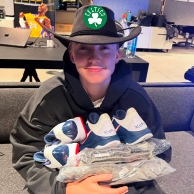 mccainstatum's profile picture. will put every person in my header over anyone else