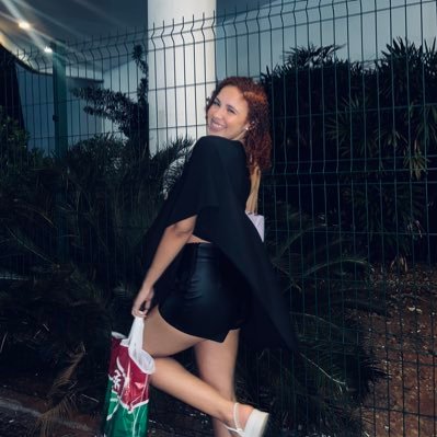 bastxffc's profile picture. só quem se arrisca merece viver o extraordinário.