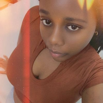 purlypurple's profile picture. Just a girl💗 || PUR-lee || Physiologist || Virtual Assistant || Alumni @alx_africa