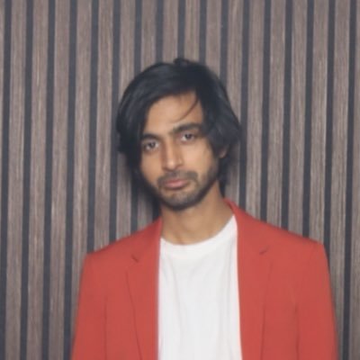 magicromil's profile picture. magician, Oxford, ex-mckinsey… building the attention econo