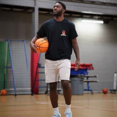 qonmurphy's profile picture. Basketball Trainer‼️🏀 NH/MA #DWDS🦍 #R.I.P. Ashley #LLM #lldell #MOOKIE