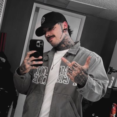 DEADBEATD0M's profile picture. Tattooed Dom 😈
