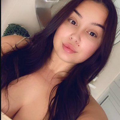 SamieJxx's profile picture. mostly tweets about @LFC and @WWE #DJ20.