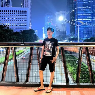 B_har98's profile picture. 