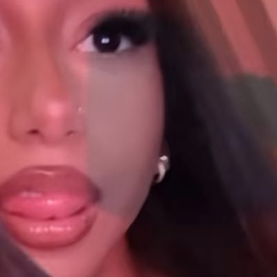 Enyara0's profile picture. 